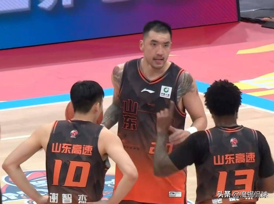 九游网页版入口-CBA常规赛集结日再迎强敌；山东男篮调整名单；主帅态度——管理层满意；赛季目标并未改变的简单介绍