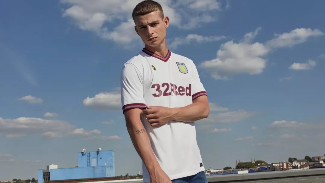 9game官方-转折点阿斯顿维拉临场应变，欧超杯窗口期攻防权衡，信心回归，赛季目标并未改变的简单介绍