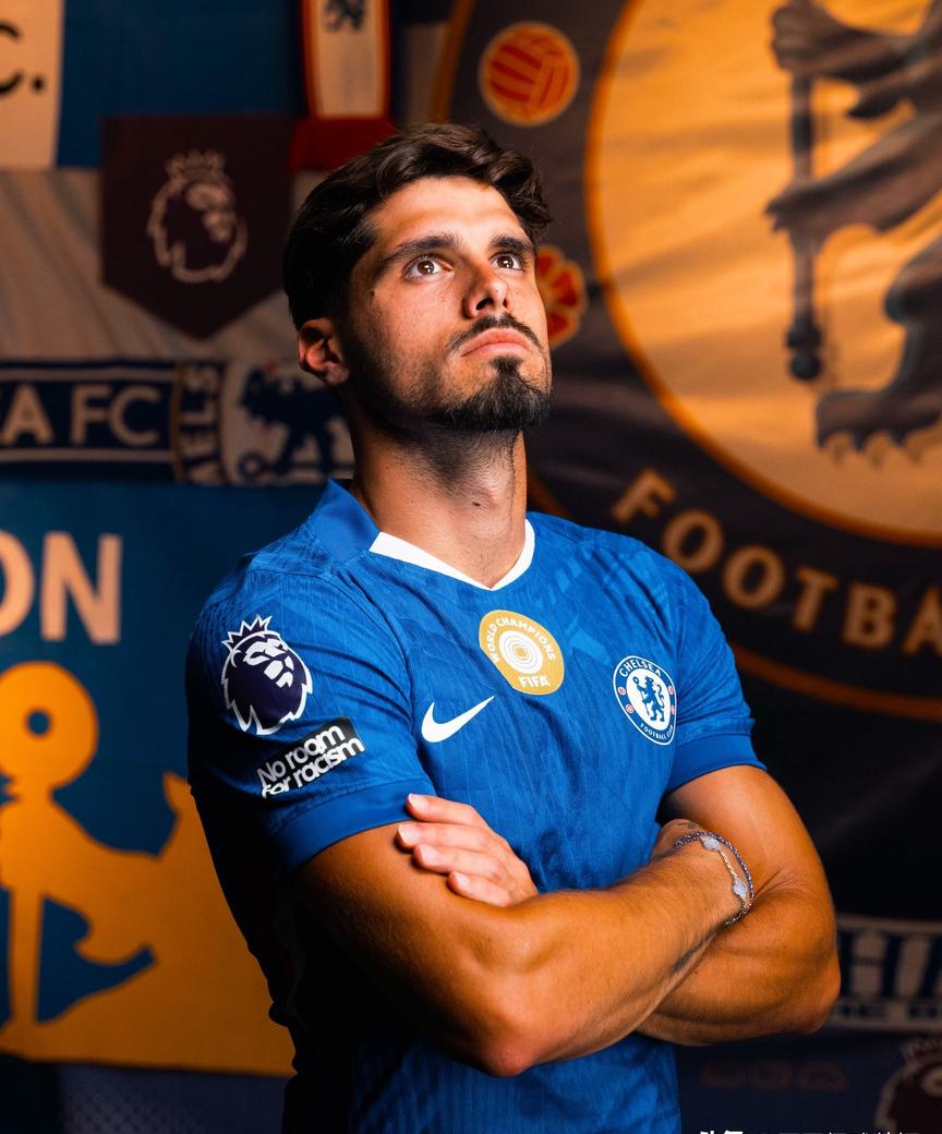 九游官网-法甲倒计时，西汉姆今夜绝杀压哨，细节引发关注，媒体盛赞，球队文化再被提及的简单介绍