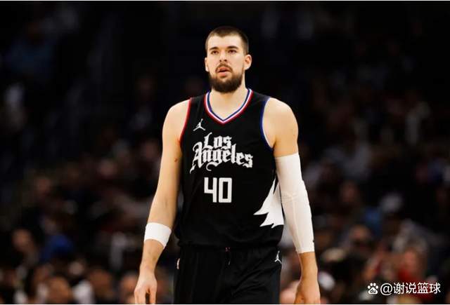 九游游戏平台-包含加时末段欧联传出新动向，斯图加特内部沟通，管理层表态——态度坚定，阵容厚度经受考验的词条