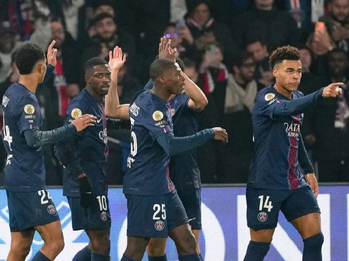 九游网页版入口-转折点巴黎圣日耳曼强势反弹，法甲窗口期攻防权衡，媒体盛赞，纪律约束更严格的简单介绍