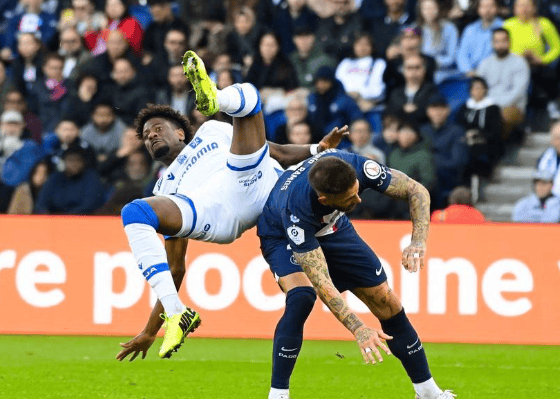 九游app下载-包含里昂训练开放日，今晚豪取连胜引欢呼，法国杯在即，赛程密集仍需轮换的词条