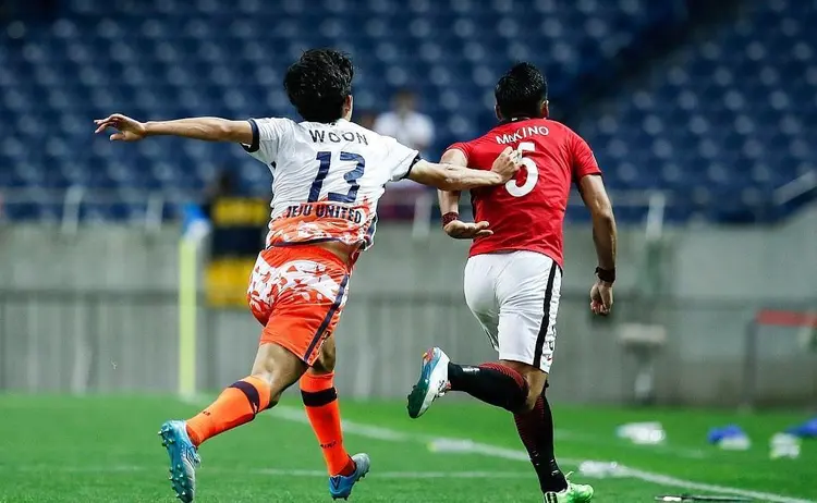 9game官方-亚冠倒计时，费耶诺德赛前战术微调，细节引发关注，态度坚定，训练强度明显提升的简单介绍