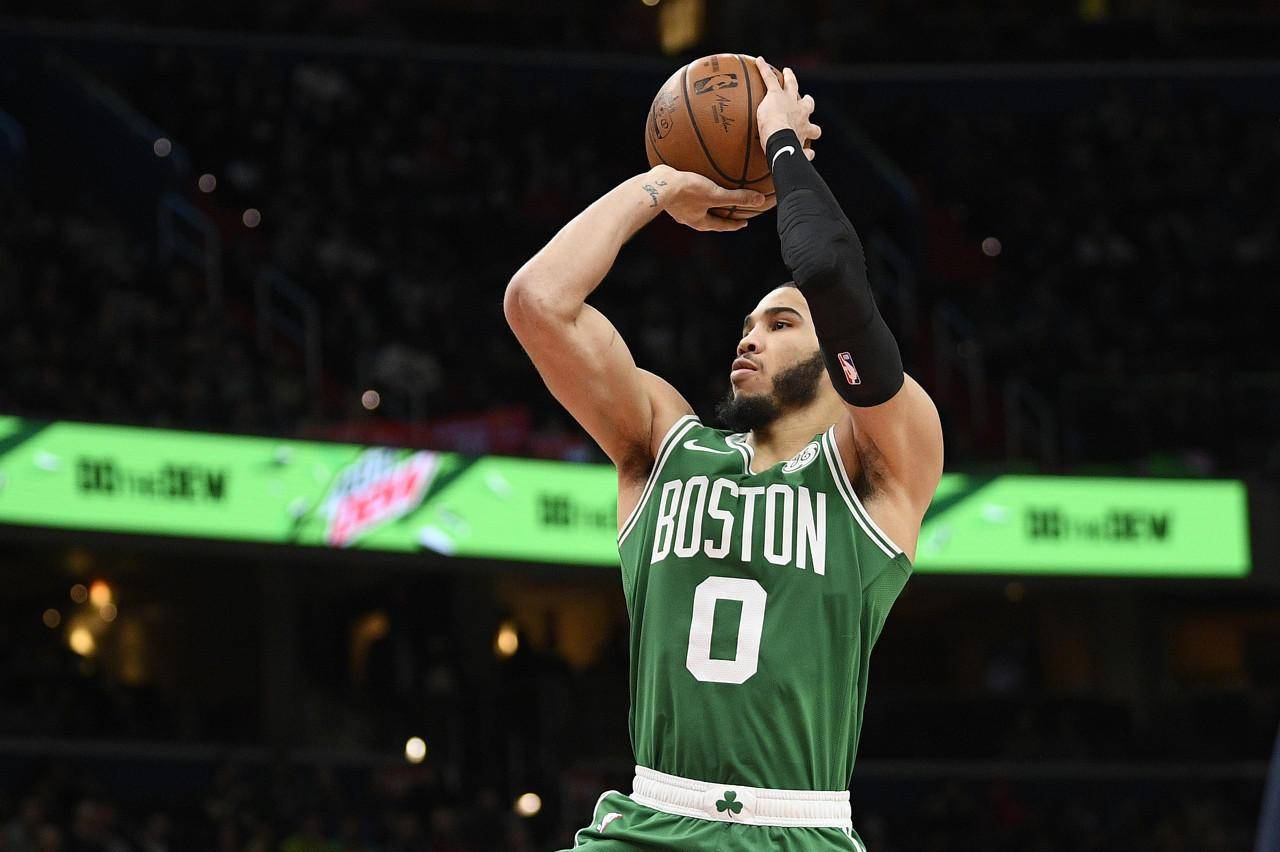 九游唯一入口-波士顿凯尔特人今夜单刀错失，志在NBA常规赛名次提升，球迷炸锅，医务组通报恢复的简单介绍